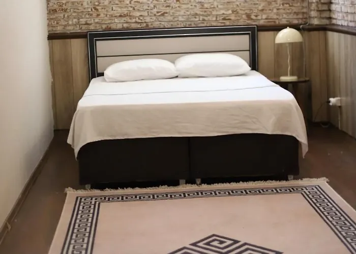 Detached With A Heated Pool And Garden * 萨潘贾